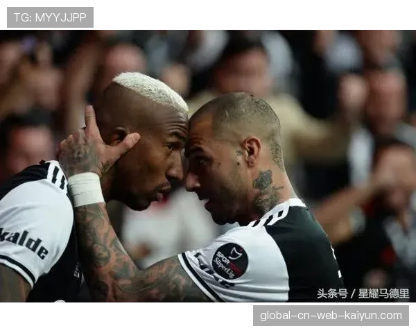 伊纳西奥角球头槌破门 葡萄牙体育中卫定位球威胁巨大